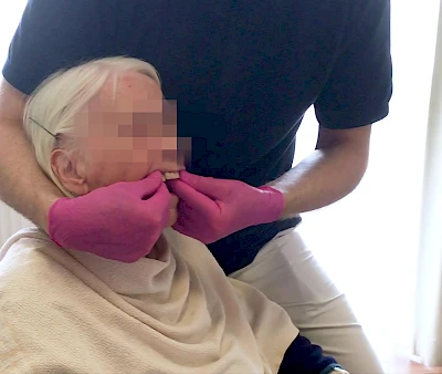 Beispiele: Aus- & Eingliederung von Zahnprothesen