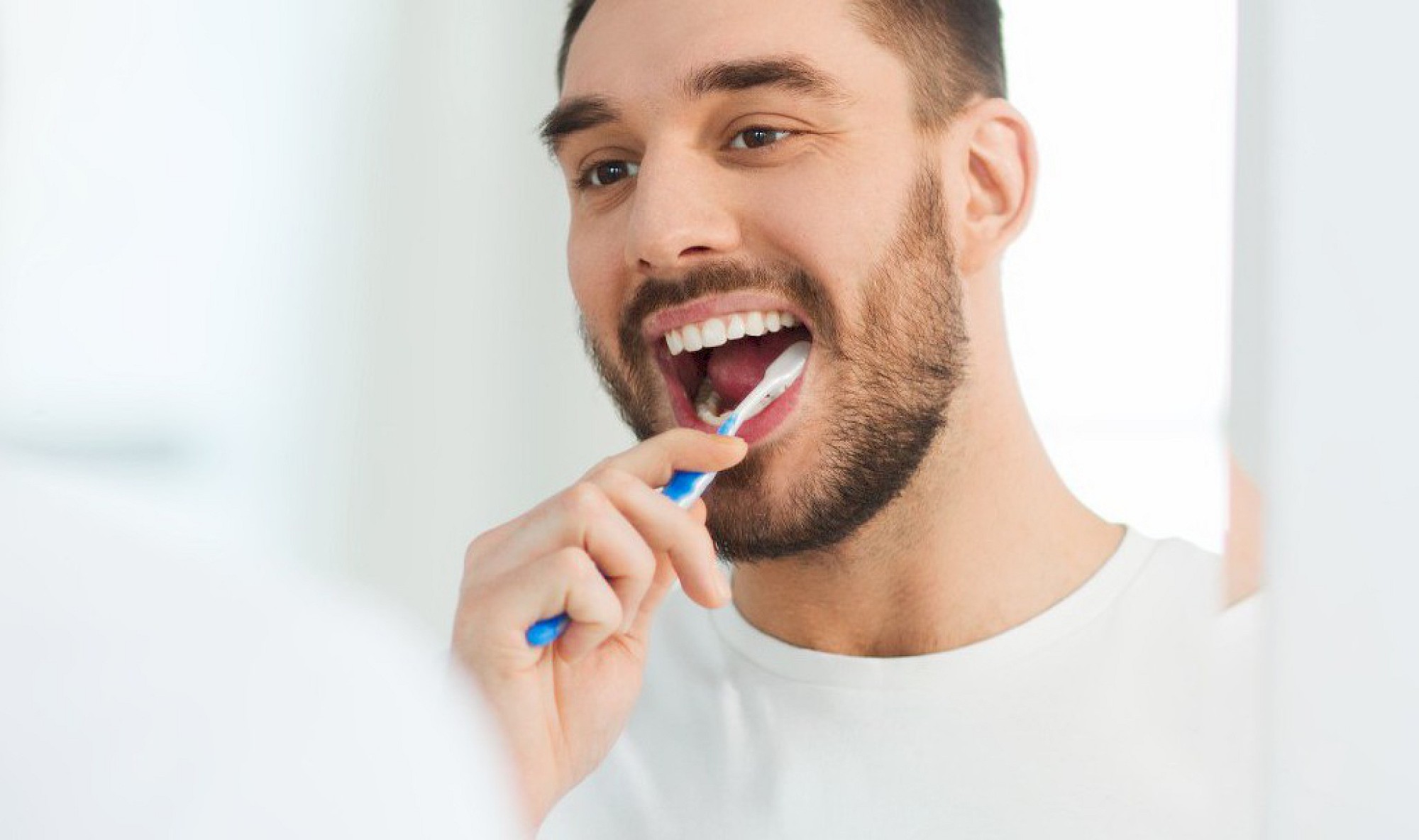 Pflegemittel & Anwendung Zähne & Zahnfleisch 